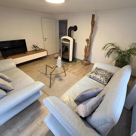 Bodensee Claudia 4 * فريدريشسهافن